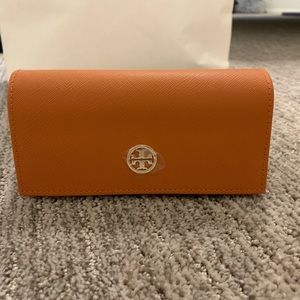 Tory burch sunglasses case